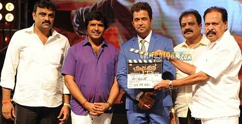 முன்னாள் முதல்வரின் சுயசரிதை: ஆக்சன் கொடுக்கிறார் அர்ஜூன்