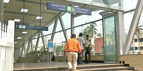 ராட்சத ஃபேன், ஸ்பெஷல் டைல்ஸ், அவசர வழி... இது மெட்ரோ ஸ்பெஷல்!