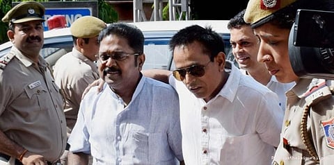 டிடிவி தினகரனுக்கு மே.29 வரை காவல் நீட்டிப்பு