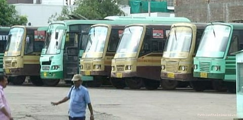 பேச்சுவார்த்தையில் இழுபறி: போராட்டம் தொடர்கிறது