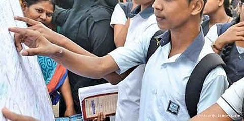 மாவட்ட வாரியாக தேர்ச்சி விவரம்: உங்க மாவட்டம் எப்படி?