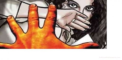 ரேப் பண்ண முயற்சி செஞ்ச சாமியாருக்கு பெண் வழங்கிய வினோத தண்டனை