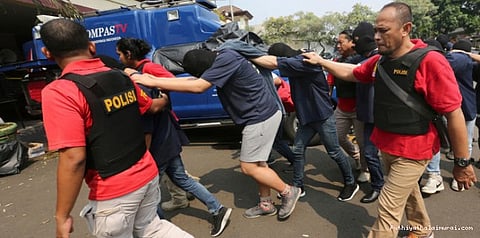 ஹோமோசெக்ஸ்… 1000 பேருக்கு மத்தியில் 82 பிரம்படிகள்!