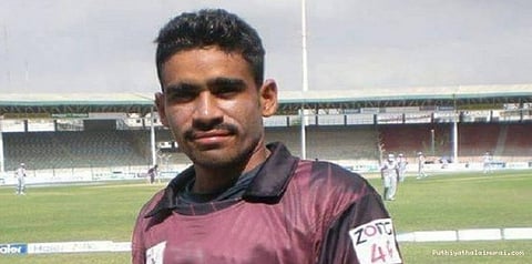 ஒருநாள் போட்டிகளில் 300 ரன்களைக் குவித்த பாக். வீரர்