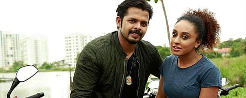 2 ஹீரோயின்களுடன் கிரிக்கெட் வீரர் ஸ்ரீசாந்த் டான்ஸ்!