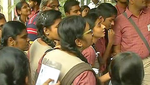 சிபிஎஸ்இ தேர்வு முடிவுகள் வெளியீடு