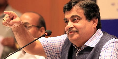 கடனை தள்ளுபடி செய்தால் மட்டும் விவசாயிகள் தற்கொலை நின்றுவிடுமா?