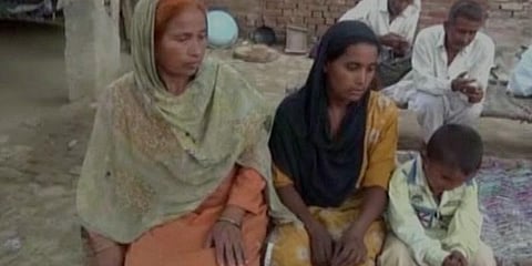 ’குடிக்காதீங்க’ என்று சொன்னதால் தலாக்: தவிக்கும் பெண்