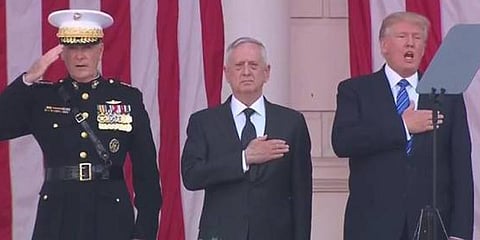 தேசிய கீதத்தை மறந்தாரா ட்ரம்ப்..?