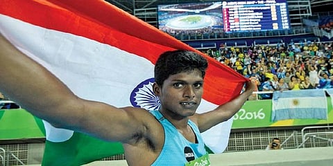 தங்கம் வென்ற மாரியப்பன் மீது மீண்டும் புகார்