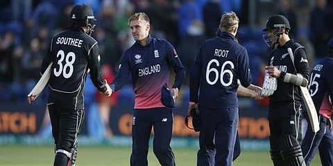 அரை இறுதிக்கு முன்னேறியது இங்கிலாந்து