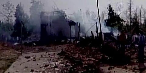 தீ விபத்தில் கருகிய 25 உயிர்கள்.. மத்தியப் பிரதேசத்தில் சோகம்