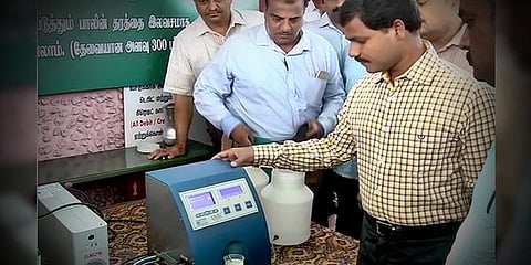 பாலின் தரத்தை அறிய இலவச சோதனை முகாம்