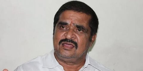 தமிழகத்தில் ஆட்சி கவிழ விடமாட்டோம்: ஓபிஎஸ் அணி எம்.எல்.ஏ. ஆறுகுட்டி உறுதி