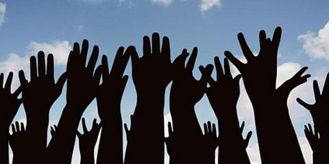 ஈரோட்டில் அடிப்படை வசதி கோரி மக்கள் அரை நிர்வாணப் போராட்டம்