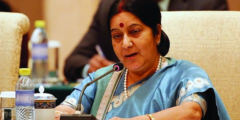 செவ்வாய்ல சிக்கினாலும்... சுஷ்மா ஸ்வராஜ் ஜாலி டிவிட்