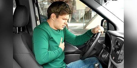 டிரைவருக்கு மாரடைப்பு வந்தால் கண்டறியும் கார்