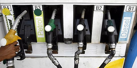 பெட்ரோல், டீசல் விலை குறைப்பு