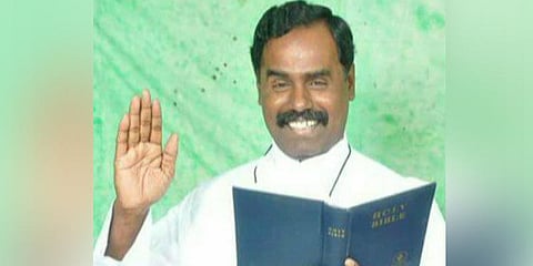 ஒரு லட்சம் தந்தால் 15 சவரன் நகை: சதுரங்கவேட்டை பாணியில் நடந்த மோசடி!