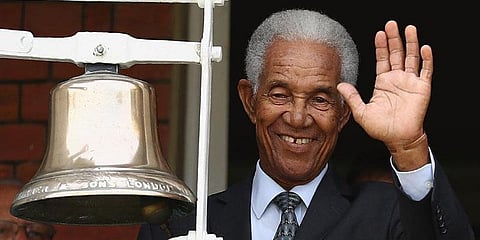 முதன்முதலில் ஒரே ஓவரில் ஆறு சிக்ஸர்கள் அடித்தது யார் தெரியுமா?