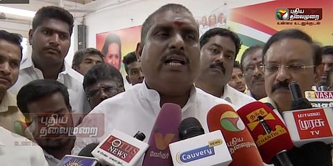 எதிர்க்கட்சி தலைவர் போல் செயல்படுகிறார் கிரண் பேடி: நமச்சிவாயம்