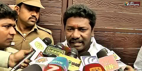 சின்னம்மா சொல்லுறவுங்களுக்குதான் என் ஓட்டு