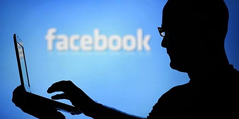 ஃபேஸ்புக்கில் பழகி, பெண் டாக்டரிடம் ரூ.11 லட்சம் மோசடி!