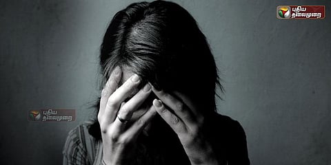 புகார் கொடுக்க வந்த பெண்ணுக்கு போலீஸ் செய்த தொந்தரவு