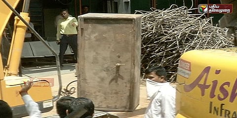 சென்னை சில்க்ஸ் நகை பெட்டகம் மீட்பு