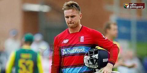 பீல்டிங்க்குக்கு இடையூறு... இங்கி. வீரரை வெளியேற்றிய நடுவர்