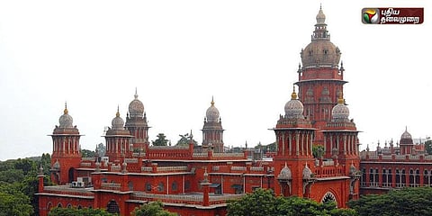 தமிழ் பாடத்தை ஆங்கிலத்திலா எடுப்பார்கள்? உயர்நீதிமன்றம் கேள்வி