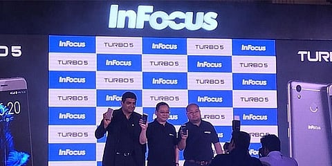 பவர் பேங்காகவும் பயன்படும் மொபைல்.. அறிமுகமானது இன்போகஸ் டர்போ- 5