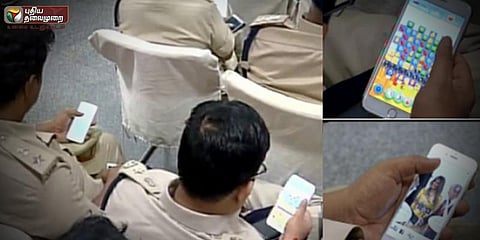 முதலமைச்சரின் நிகழ்ச்சியில் வீடியோகேம் விளையாடிய போலீஸார்