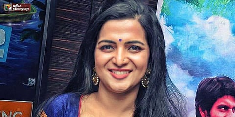 துருவ நட்சத்திரத்தில் விக்ரமுடன் டிடி கலகல..!