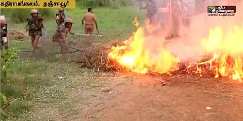 போர்க்களமான கதிராமங்கலம்: போராட்டக்காரர்கள் மீது தடியடி