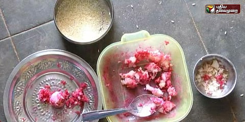 சிவப்பு நிறமாக மாறும் சமைத்த உணவு: மக்கள் அதிர்ச்சி
