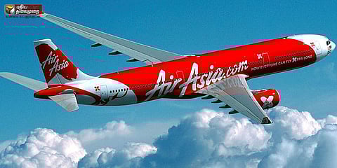 மறுபடியும் ஏர் ஏசியா விமானத்துக்கு வந்த சோதனை.. 359 பேர் எஸ்கேப்!