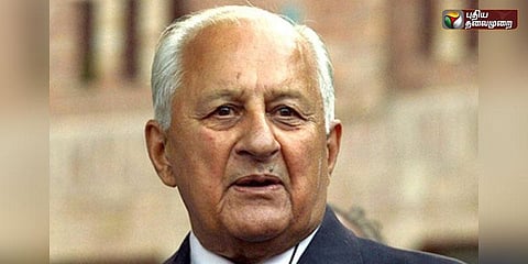 எங்கள் அணியைக் கண்டு இந்தியா அஞ்சுகிறது: பாக். கிரிக்கெட் வாரியத் தலைவர் கருத்து