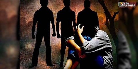 இளம் பெண்ணை அழைத்து கூட்டு பாலியல் வன்கொடுமை: அப்பாவின் நண்பர் உட்பட 3 கைது!