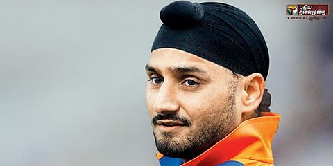 பல்லே பல்லே... பாடகர் ஆகிறார் ஹர்பஜன் சிங்!