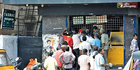 காலை 6 மணி முதலே மது விற்பனை