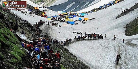 அமர்நாத் கோவிலில் நேற்று 9,000 பேர் வழிபாடு