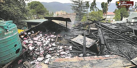 அரசு அலுவலகங்களுக்கு தீ வைத்து வன்முறை: டார்ஜிலிங்கில் பதற்றம்