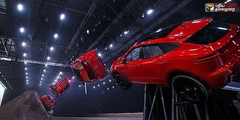 ஜேம்ஸ்பாண்ட் சாகசத்தைப் புரிந்த ஜாகுவர் கார்