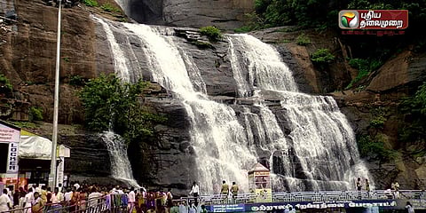 குறைந்தது தண்ணீர்: குற்றாலத்தில் வியாபாரம் டல்!