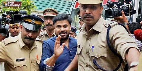 உப்புமாவும், கொசுத்தொல்லையும் - திலீப்பின் சிறை நடவடிக்கைகளை வெளியிடும் கேரள ஊடகங்கள்