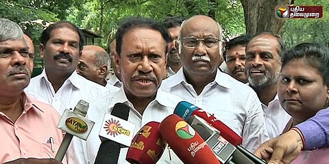 நீட் தேர்வில் விலக்கு மத்திய அரசு கையில் இருக்கிறது - தம்பிதுரை