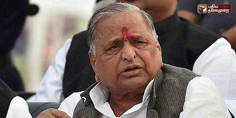 இந்தியாவில் சீன பொருட்களுக்குத் தடை விதிக்க வேண்டும்: முலாயம்சிங் யாதவ்