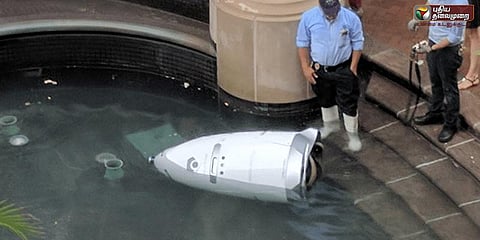 பணிச்சுமை காரணமாக தற்கொலை செய்து கொண்ட ரோபோ