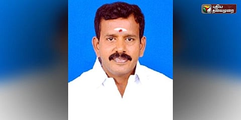 ராஜினாமா செய்தார் தோப்பு வெங்கடாசலம்